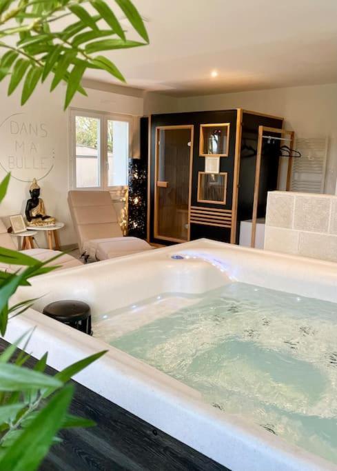 Dans Ma Bulle… Univers Spa Germigny-des-Pres Ngoại thất bức ảnh