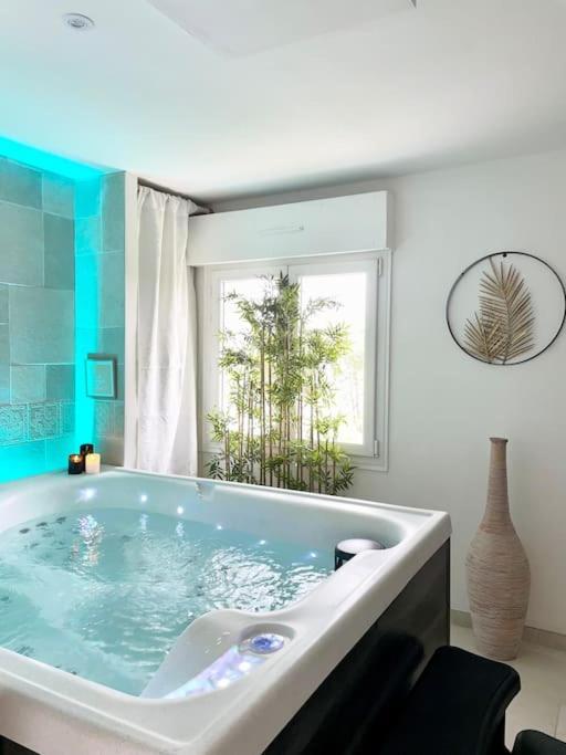Dans Ma Bulle… Univers Spa Germigny-des-Pres Ngoại thất bức ảnh